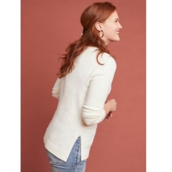 Anthropologie V Neck Oversized Tunic Style Long Sleeve Cream Sweater Size Large - Picture 2 of 8